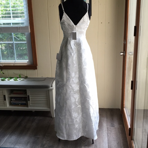 NWT Lulu’s With Passion White Floral Print Jacquard Sleeveless A-Line Maxi Dress - Picture 4 of 6